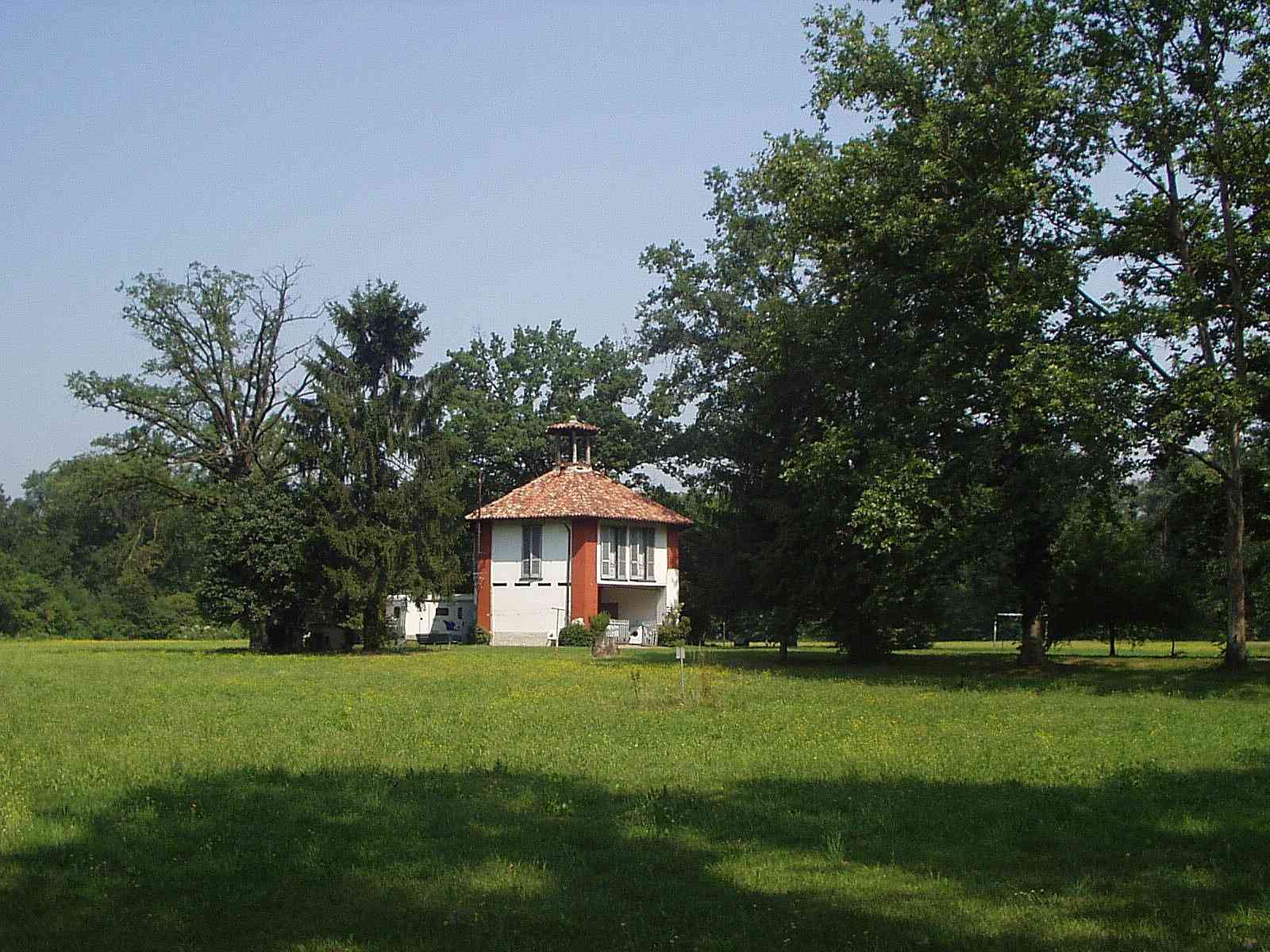 La Cascina Pariana: da fienile a spazio di studio
