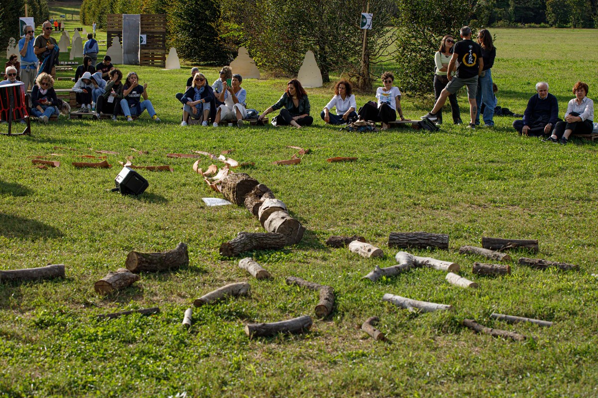 Arte, ambiente, habitat, paesaggio: una connessione unica. La mostra del Liceo Nanni Valentini.
